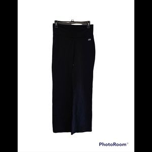 Marika Black Flared Leggings L